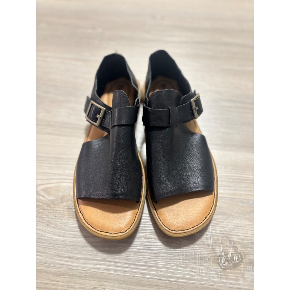 Born Black Leather Buckle Flat Sandals Womens 8 M Open Toe BF0067203 CQH24